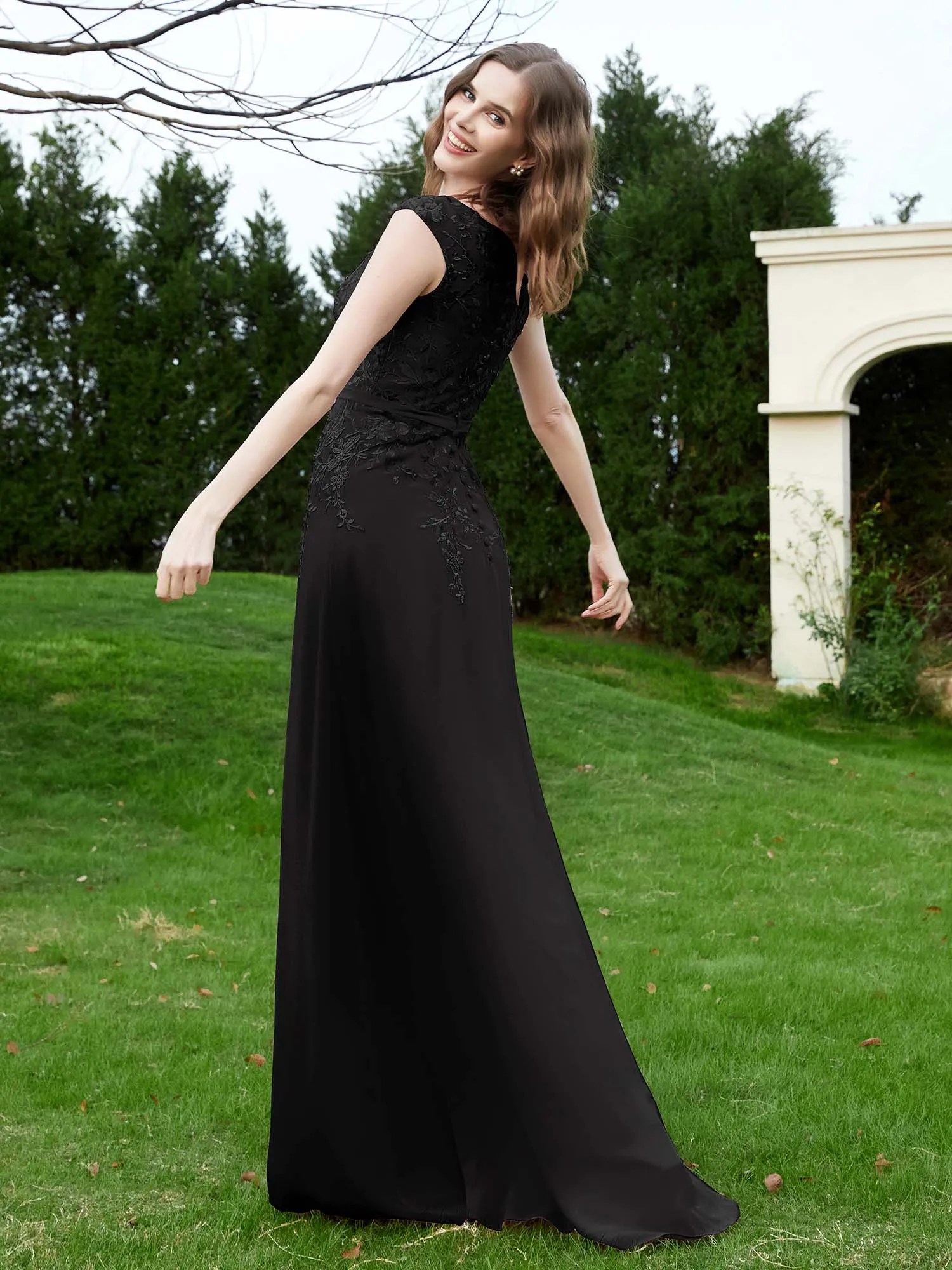 Elegant Illusion Lace Appliqued Dress With Buttons Black