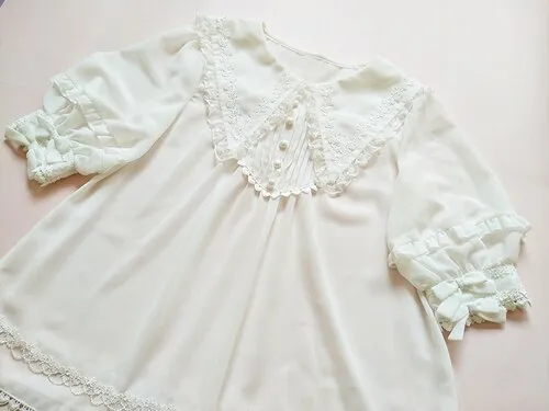 Short Sleeve Chiffon Blouse Pointed Collar Lolita Top