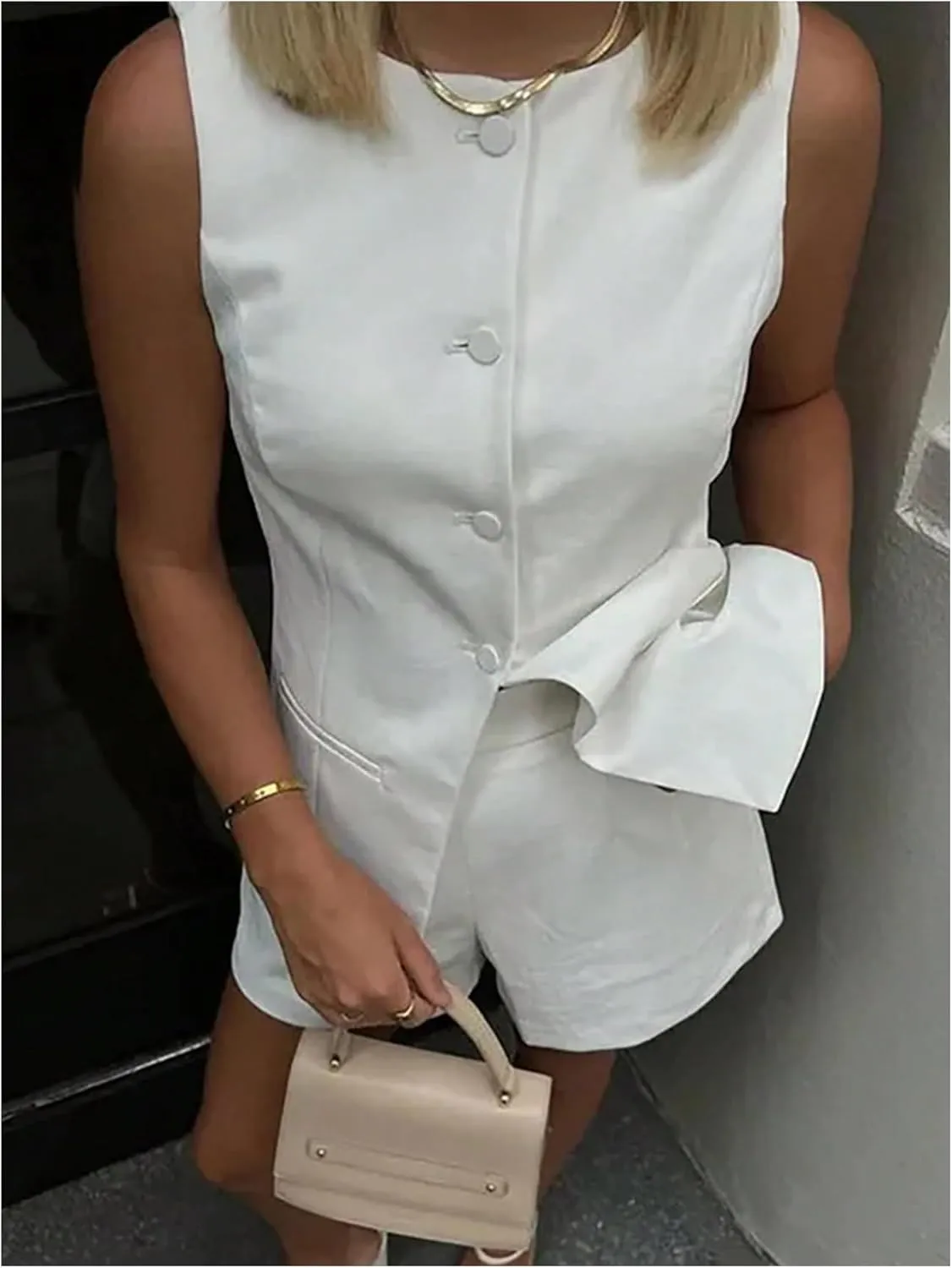 WDIRARA Women's 2 Piece Set Sleeveless Button Down Blazer Vest Shorts Set Business Work Outfits