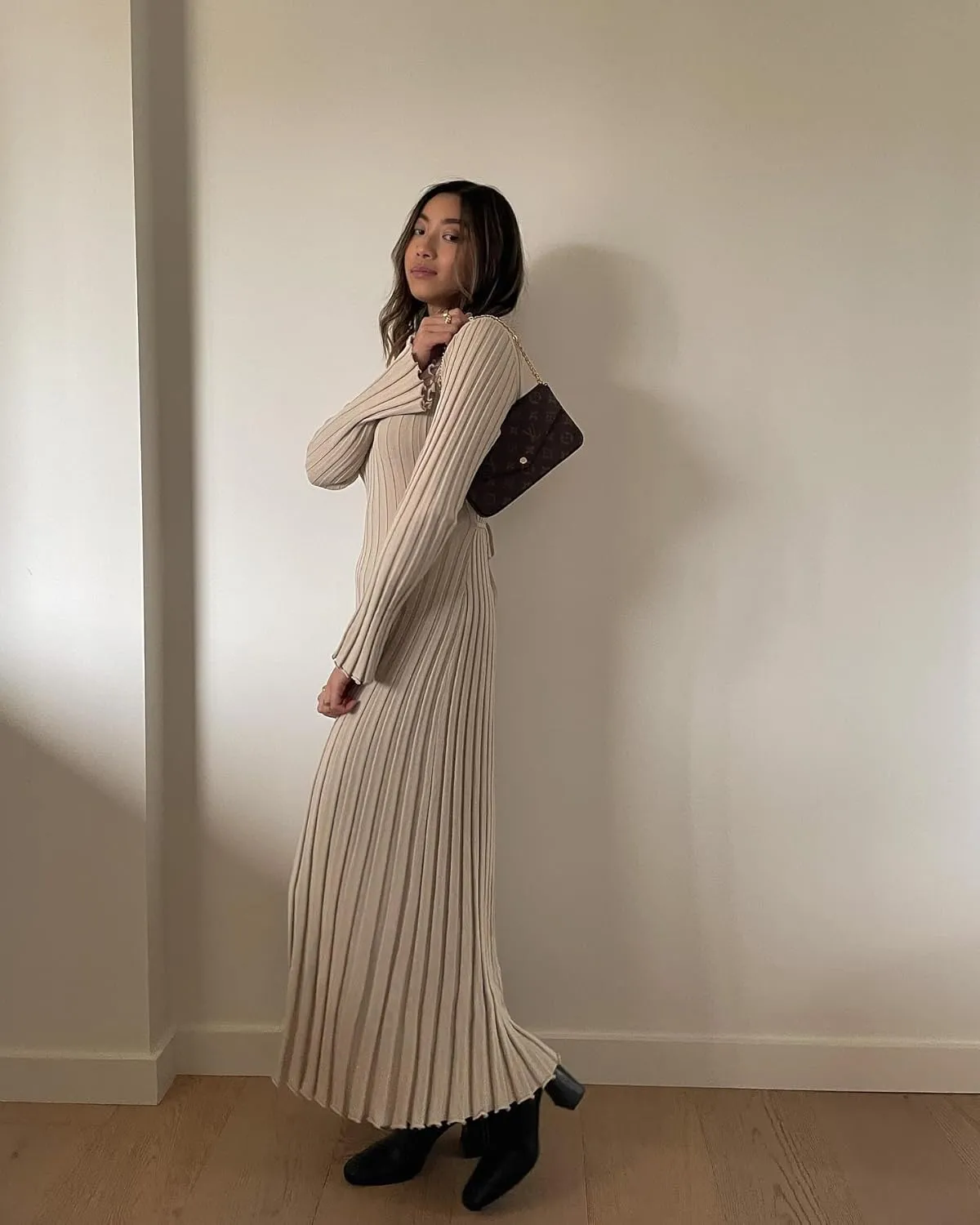 Women Sweater Dress Ribbed Long Sleeve Crewneck Knit Slim Fit Bodycon Dress Fall Maxi Long Dress